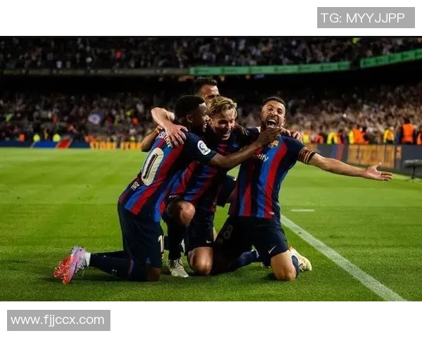 莱红牛与奥格斯堡激战正酣直播现场精彩瞬间回顾与分析 莱红牛与奥格斯堡激战正酣直播现场精彩瞬间回顾与分析